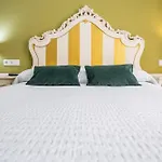 Caleta Apartment *